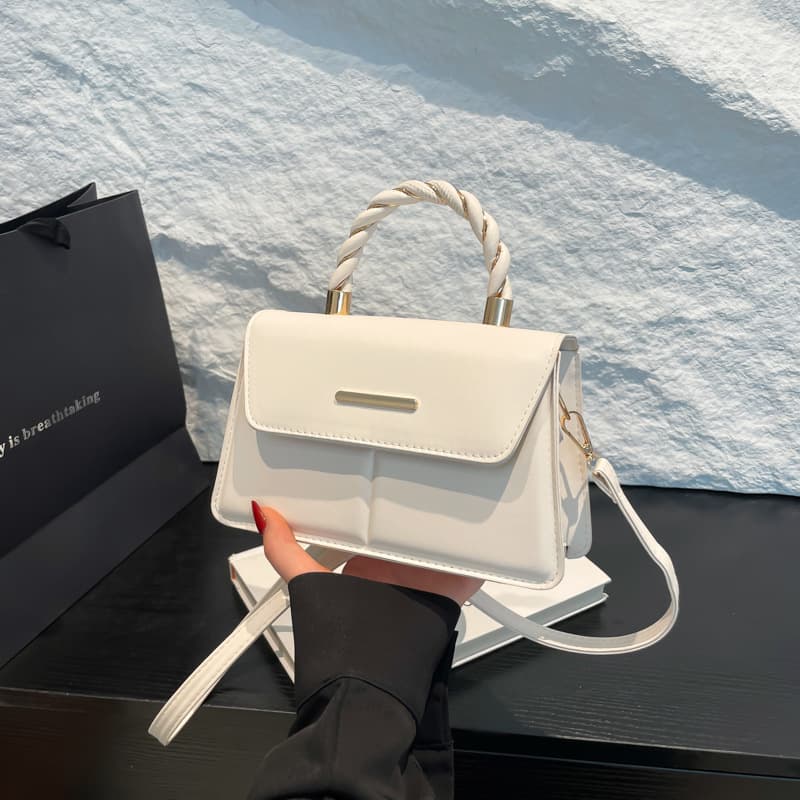 High-looking women's bag 2025 new summer style simple casual high-looking crossbody bag versatile temperament small square bag