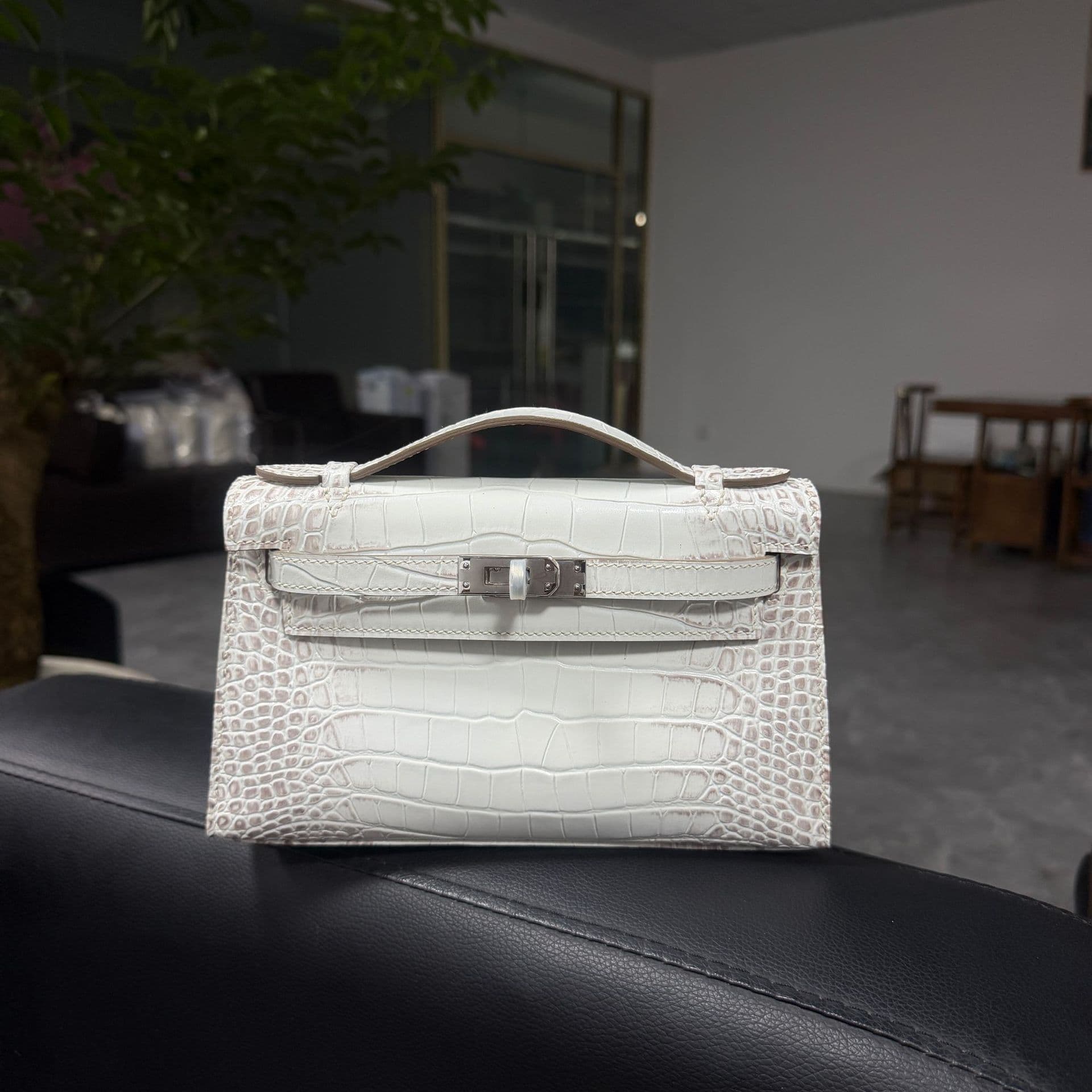 Steel Hardware Light Luxury Genuine Leather Women's Bag Crocodile Pattern Kelly Bag Wax Thread Fully Hand-stitched First Layer Cowhide Handbag