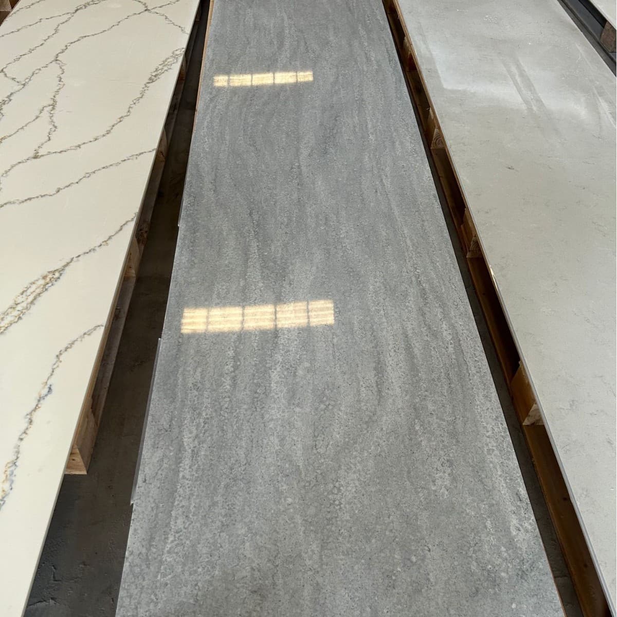 3050*760*12mm Export quality artificial stone slabs for countertops, walls, and interior decoration materials.