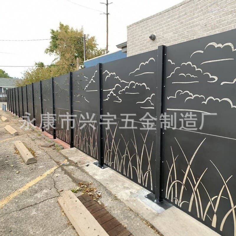 Garden Fence Metal Hollow Carved Panel Stainless Steel Privacy Guardrail Galvanized Sheet Screen Panel Restaurant Partition Panel