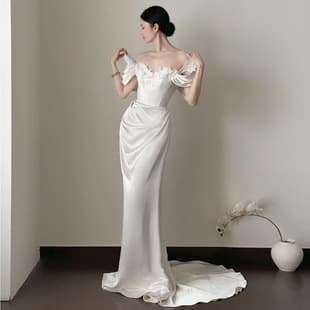 Satin Light Wedding Dress Minimalist Bridal Light Luxury High-End Strapless French Mermaid Wedding Dress White Dress