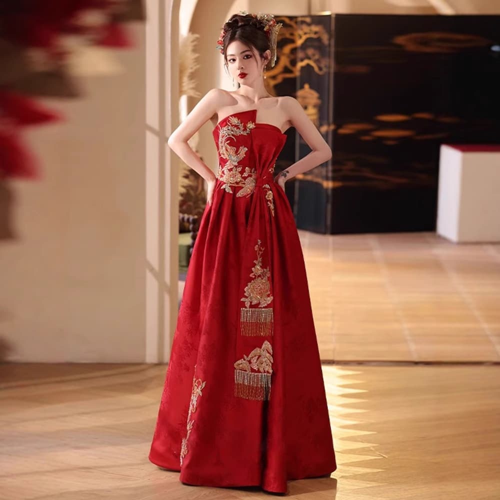 New Chinese-Style Strapless Wedding Toast Dress Bride Red Embroidery Heavy Luxury Chinese-Style Engagement Dress