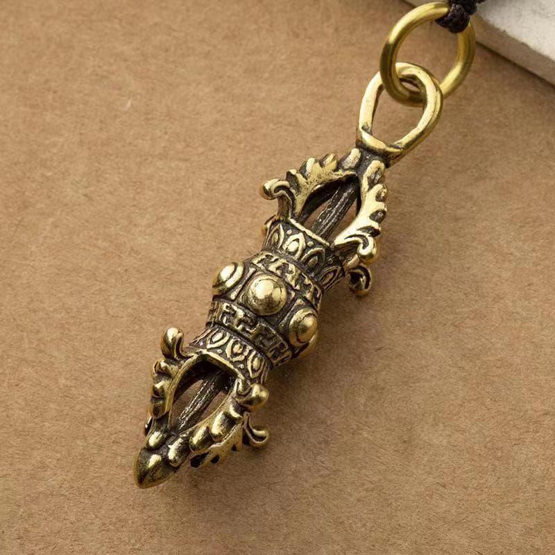 Brass Vajra pestle pendant, ancient ritual implement, demon-subduing pestle keychain for Tibetan esoteric practice and car keys