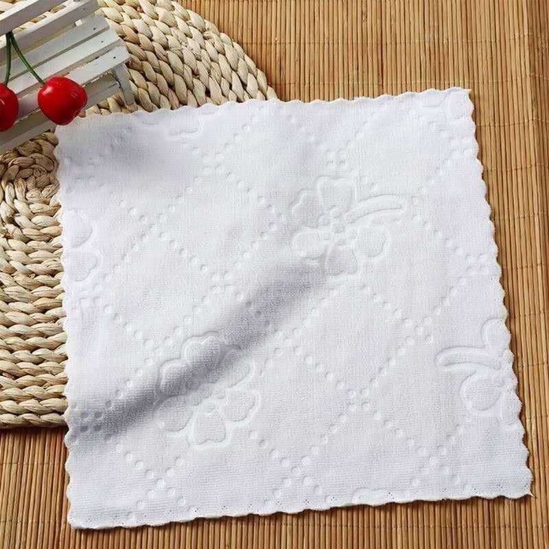 Manufacturer wholesale fine fiber embossed and trimmed small square towels, disposable wipes, napkins for hotels and baths, white small towels.