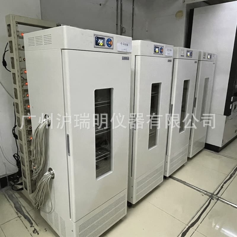 Landian Xinwei Compatible Battery Constant Temperature Test Chamber 5-65°C Temperature Control Lithium Battery Charge-Discharge Aging Test Chamber