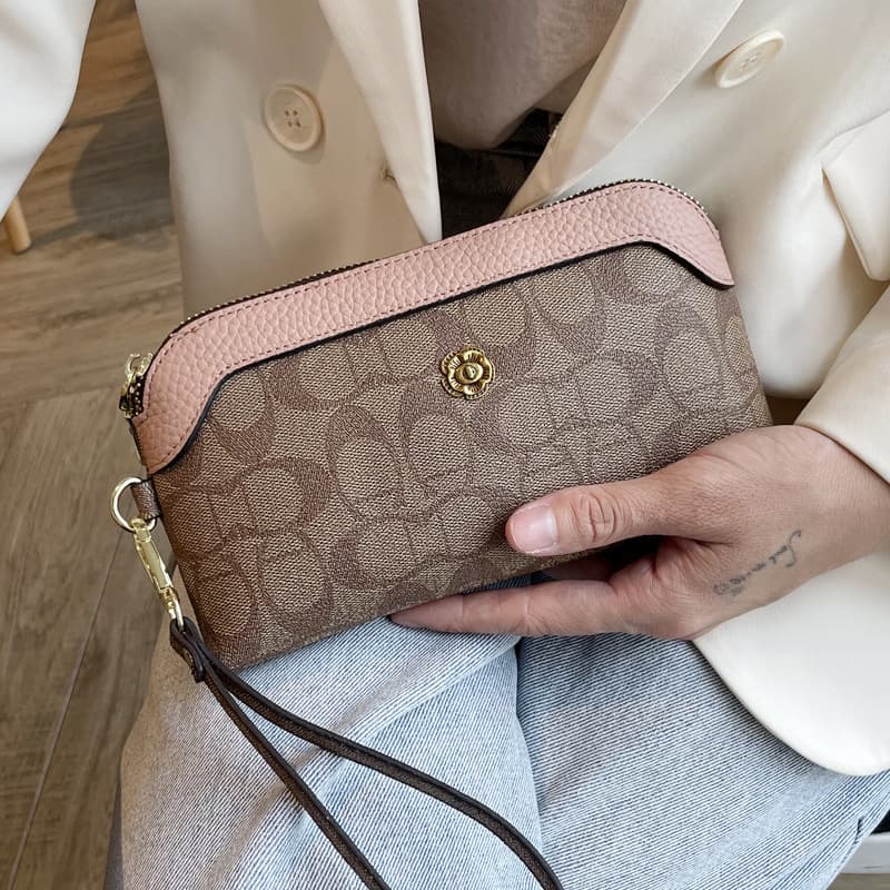 Fashionable Shoulder Crossbody Bag Women's Handbag Long Mobile Phone Bag Mom Style Handheld Bag Small Square Bag PVC Material