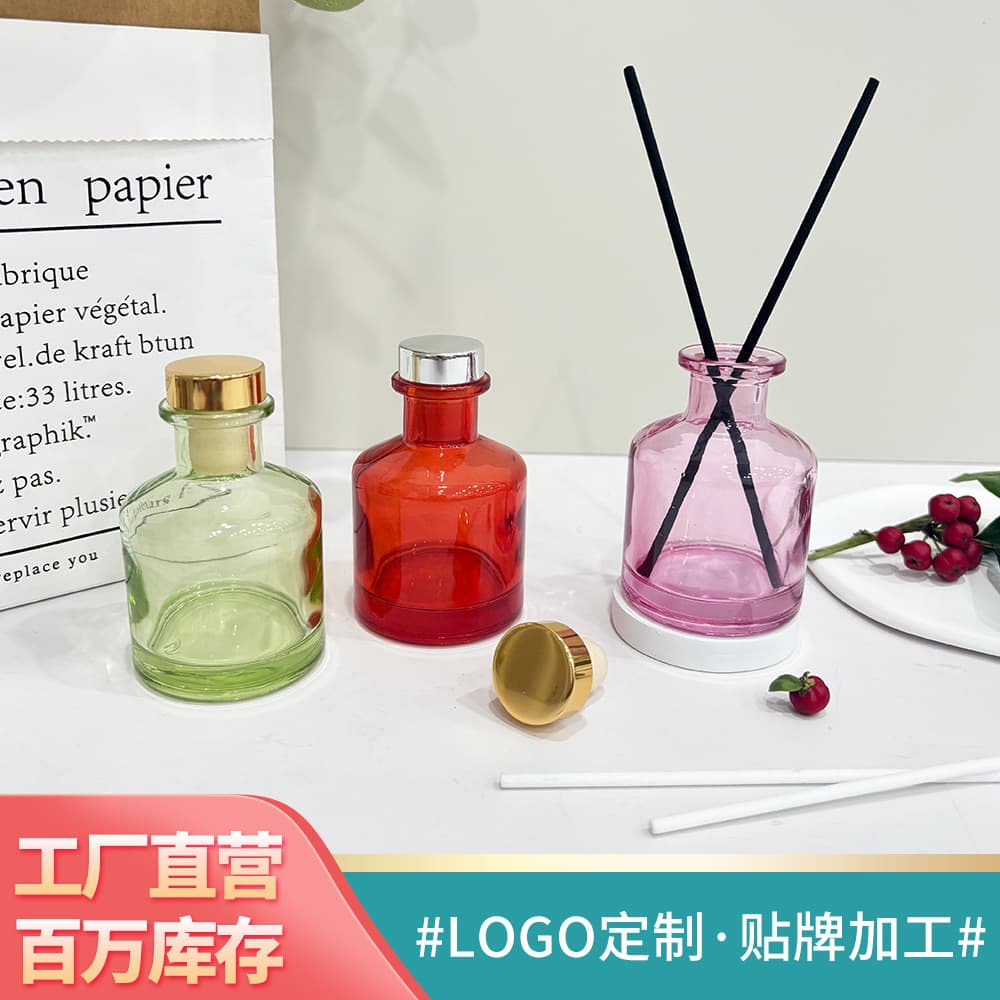 Factory Wholesale 50ML Red Pink Green Fresh Empty Bottle Reed Diffuser Air Freshener for Bedroom Room Hotel Decoration