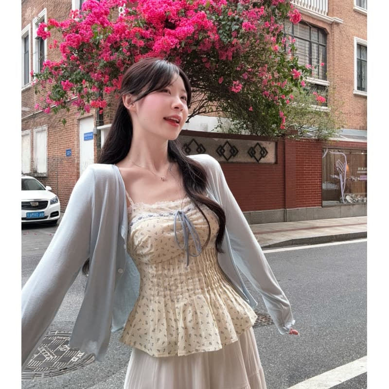 Plus Size Floral Lace Trim Tie Front Camisole Top and Chiffon Pleated Skirt Set Outfit