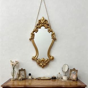 New Product Factory Direct Vintage Carved Wall Hanging Mirror European Light Luxury Decorative Mirror Dressing Mirror Makeup Mirror