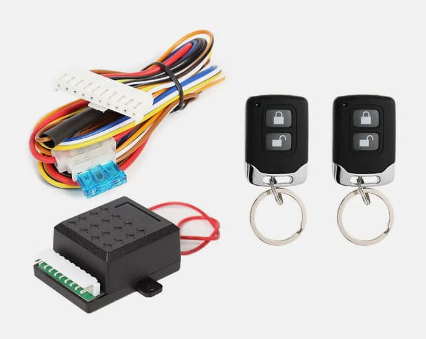 HouZai Factory Sales 12V Universal Car Keyless Entry Central Locking System