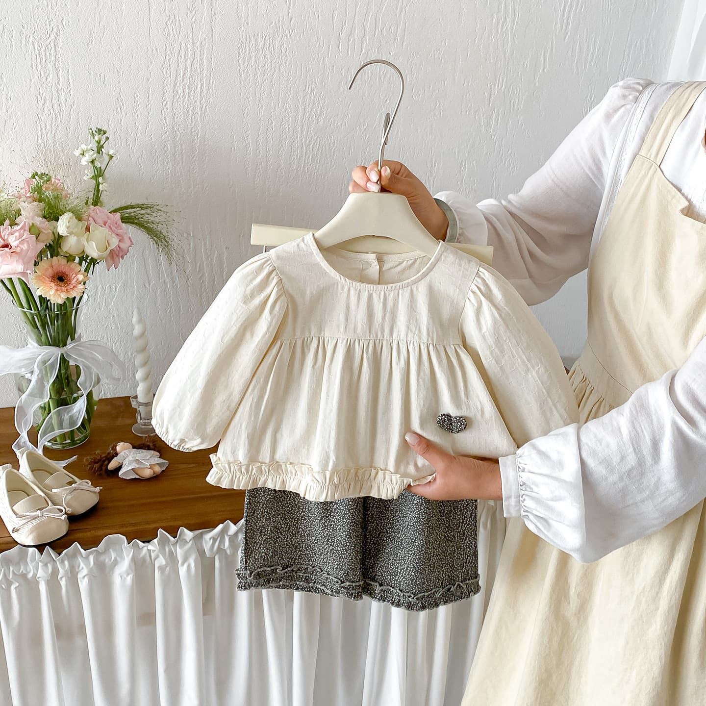 Dianxi sweet Korean lace hem love doll shirt for infants and toddlers, baby girl's autumn floral wide-leg pants two-piece set