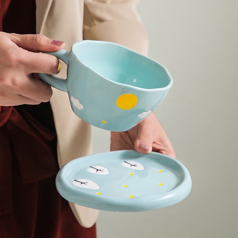 Creative hand-painted ceramic flower coffee cup, high-value cup and saucer set, household water cup, breakfast cup, afternoon tea cup