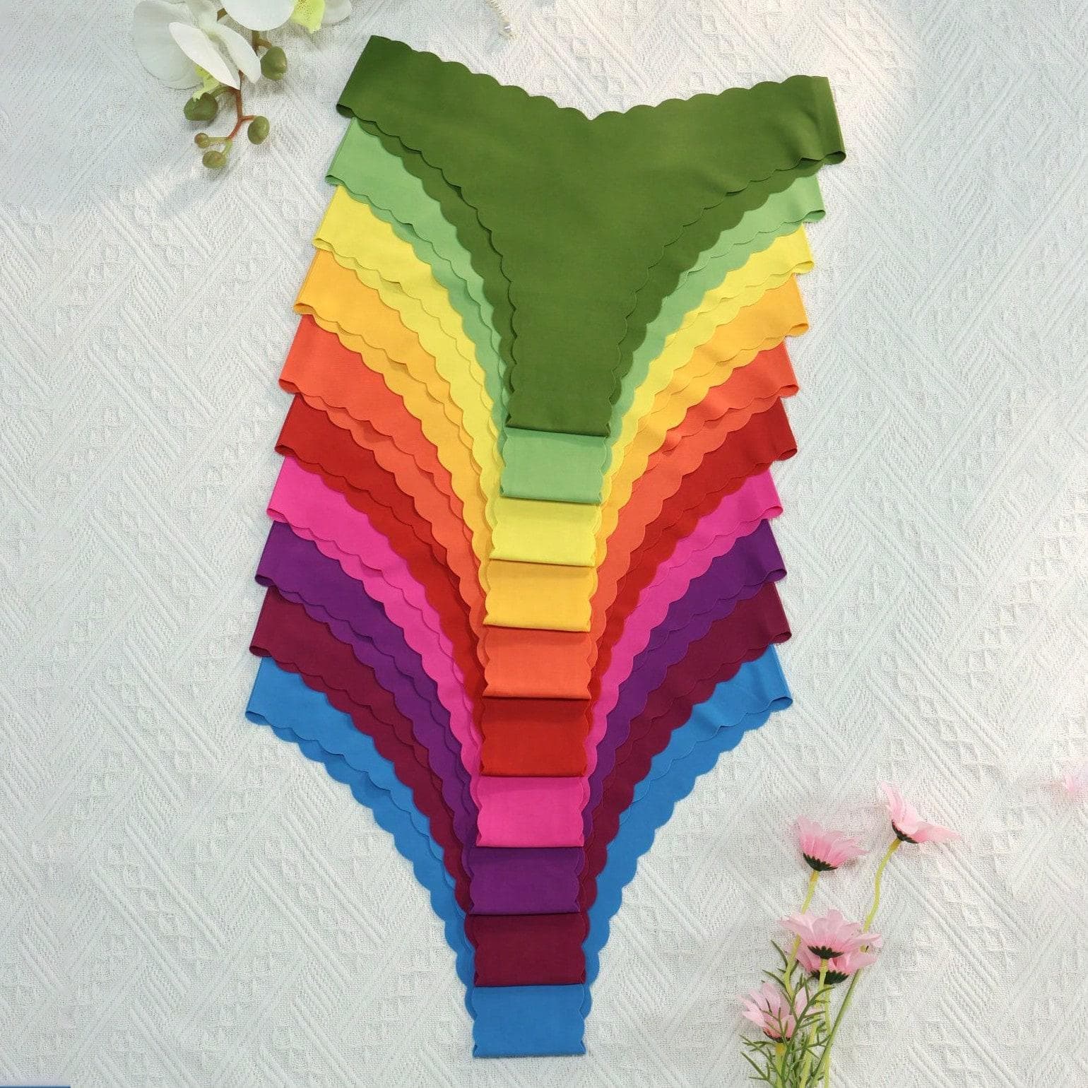 10-Pack Women's Seamless Printed Low-Rise Triangle Panties with Wave Hem and Elastic Waistband, Sexy