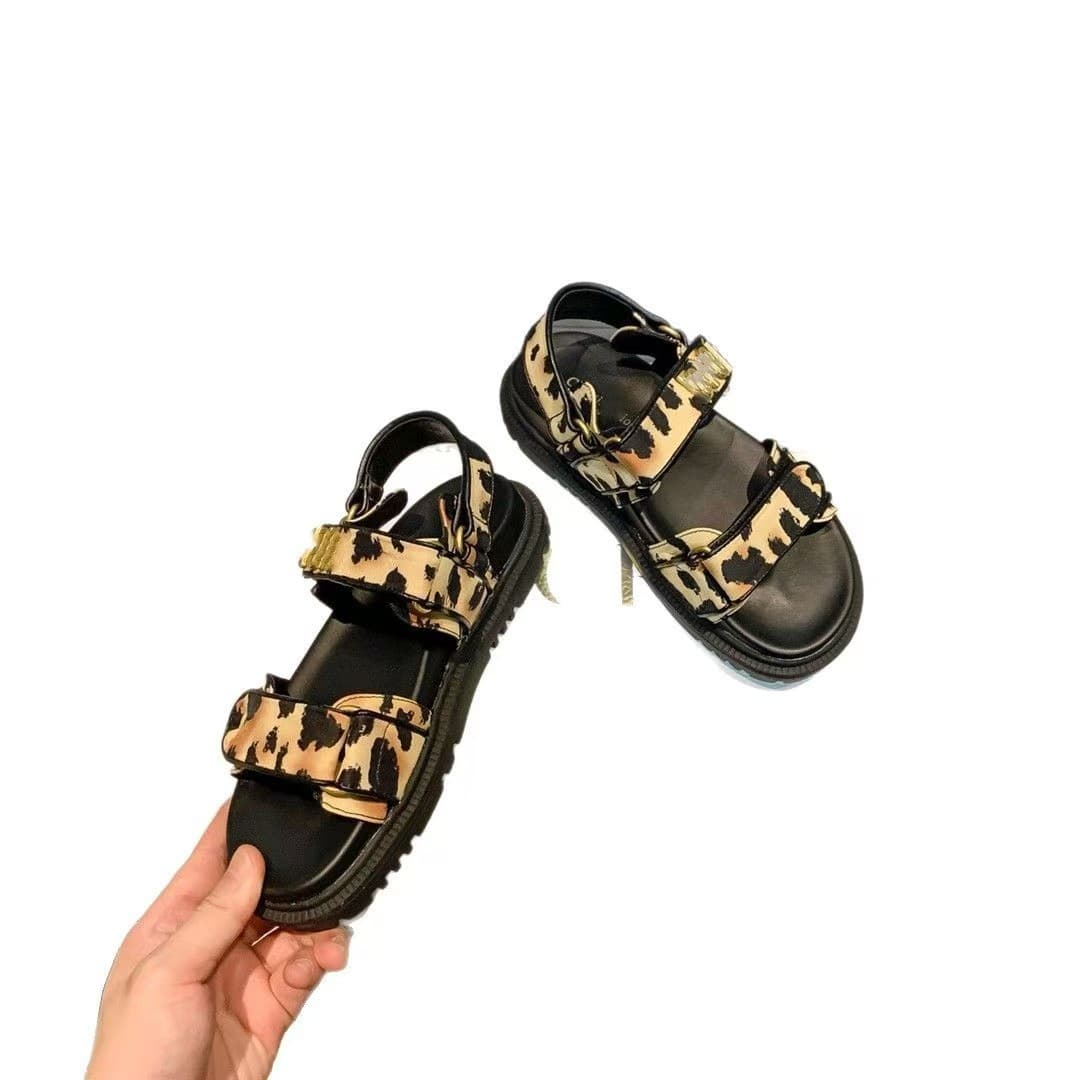 2026D Genuine Leather Velcro Sandals for Women Summer Fashion One-Strap Beach Shoes Elevated Temperament Fairy Sandals