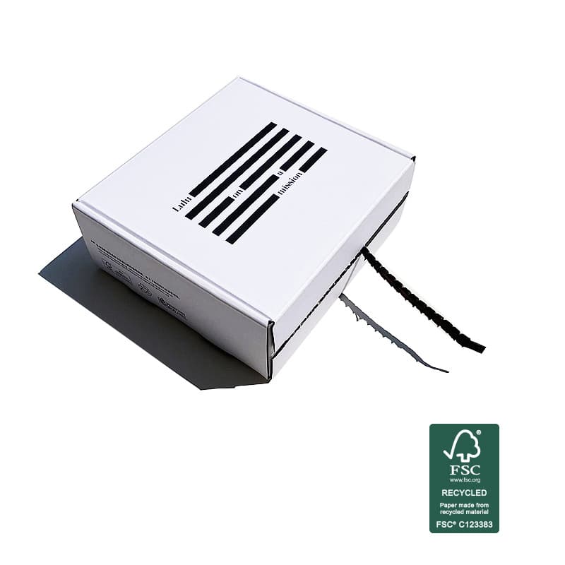 Green and environmentally friendly plastic-free packaging, tape-free zipper boxes, biodegradable cotton paper underwear packaging, express delivery boxes, and airplane boxes.
