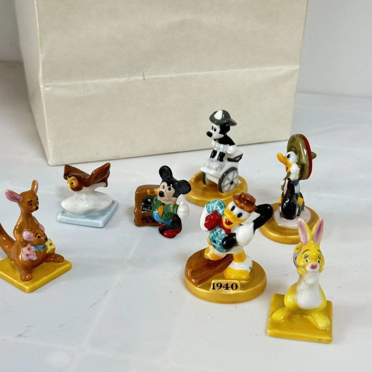High-temperature vintage overglaze Donald Duck mini ceramic figurine, full ceramic construction, collectible with low mark