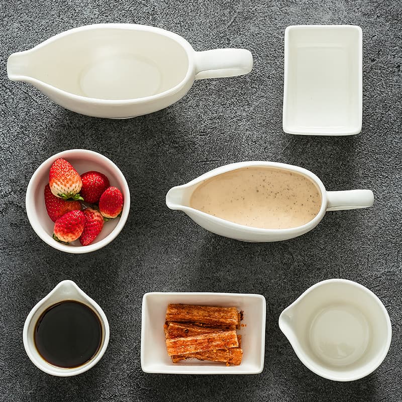 Dehua ceramic milk cup restaurant breakfast set, simple hotel tableware, Chinese-style creative handle sauce cup