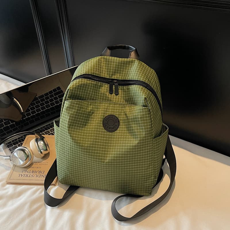 Cross-border new plaid lightweight backpack for women large capacity commuting niche versatile outing travel small backpack wholesale