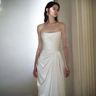 French Light Wedding Dress for Bride, High-End Forest Fairy Style, Off-Shoulder Long Sleeve White Engagement Dress