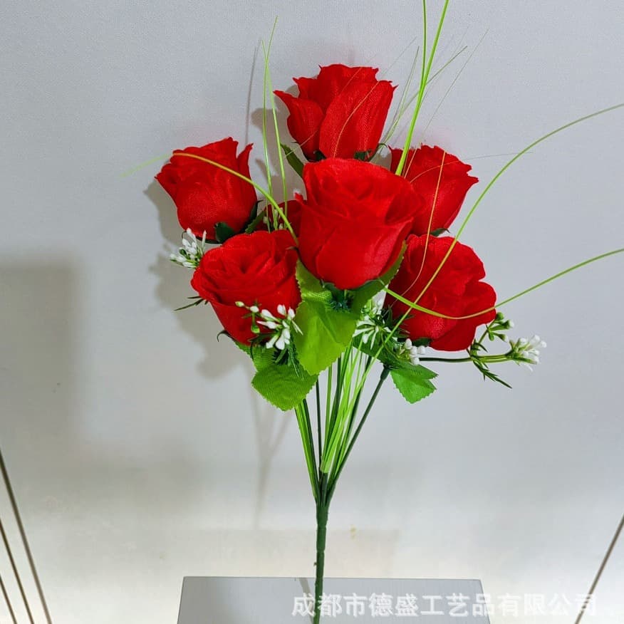Chengdu Desheng Factory Wholesale Simulation Flower 7-Head Peacock Rose for Engineering Outdoor Decoration