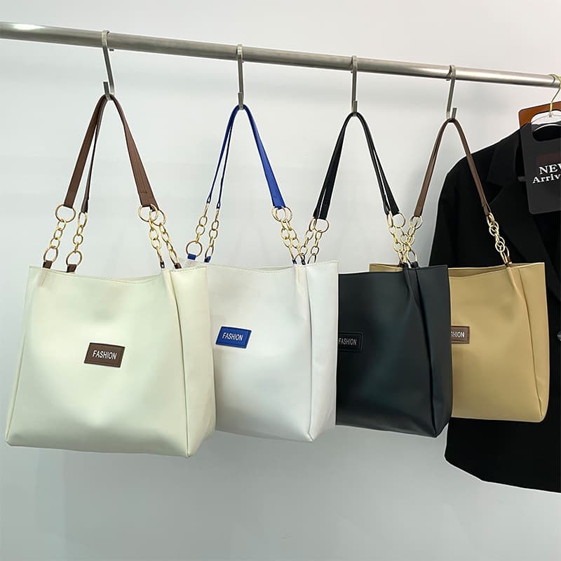 Korean style large-capacity portable shoulder bag for women 2024 autumn new fashion crossbody bag large-capacity tote bag