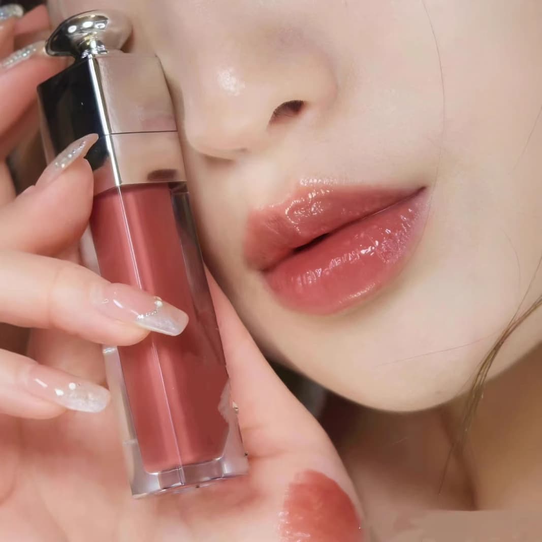 Dijia Embossed Charm Lip Plumper 6ml Lip Gloss Plumping Lip 038 Moisturizing Lipstick Lip Plumper Water Glossy