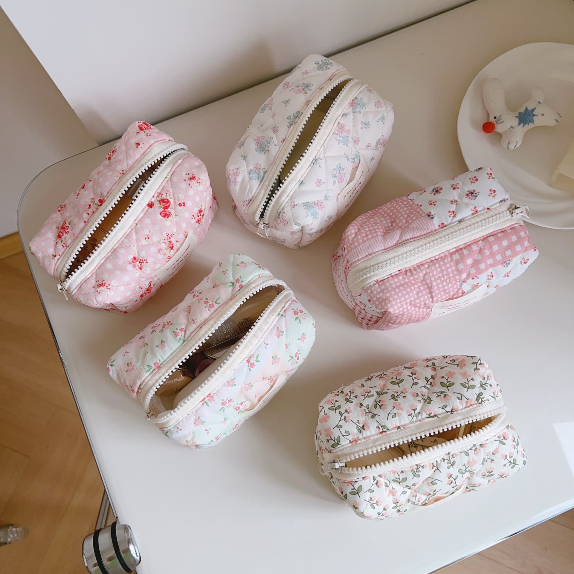 Suxi Cloth Bag Pink Floral Quilted Cotton Boat Bag Toast Makeup Bag Touch-Up Bag Storage Inner Bag