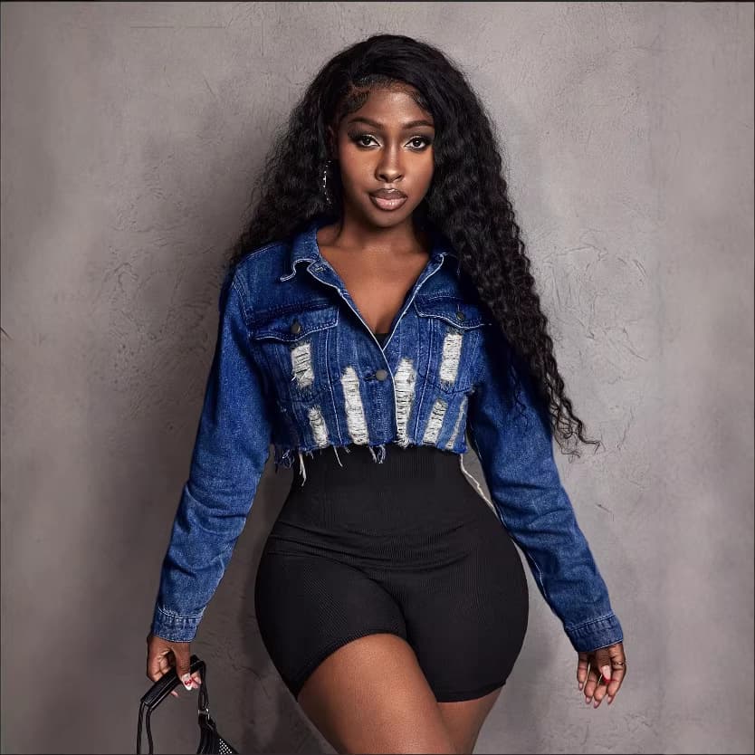 2026 Women's Denim Jacket for Cross-Border EU/US Markets, Short Loose Long-Sleeve Top with Niche Design
