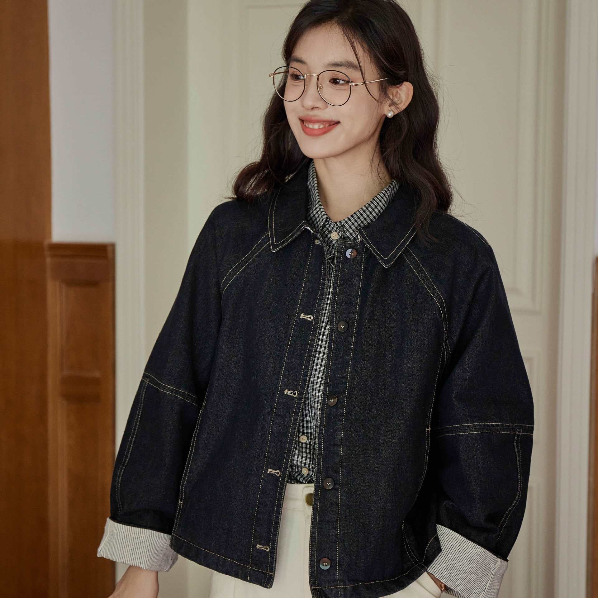 Actual Photo 2025 Autumn Japanese Loose Design Casual Versatile Denim Jacket for Women Petite Denim Coat