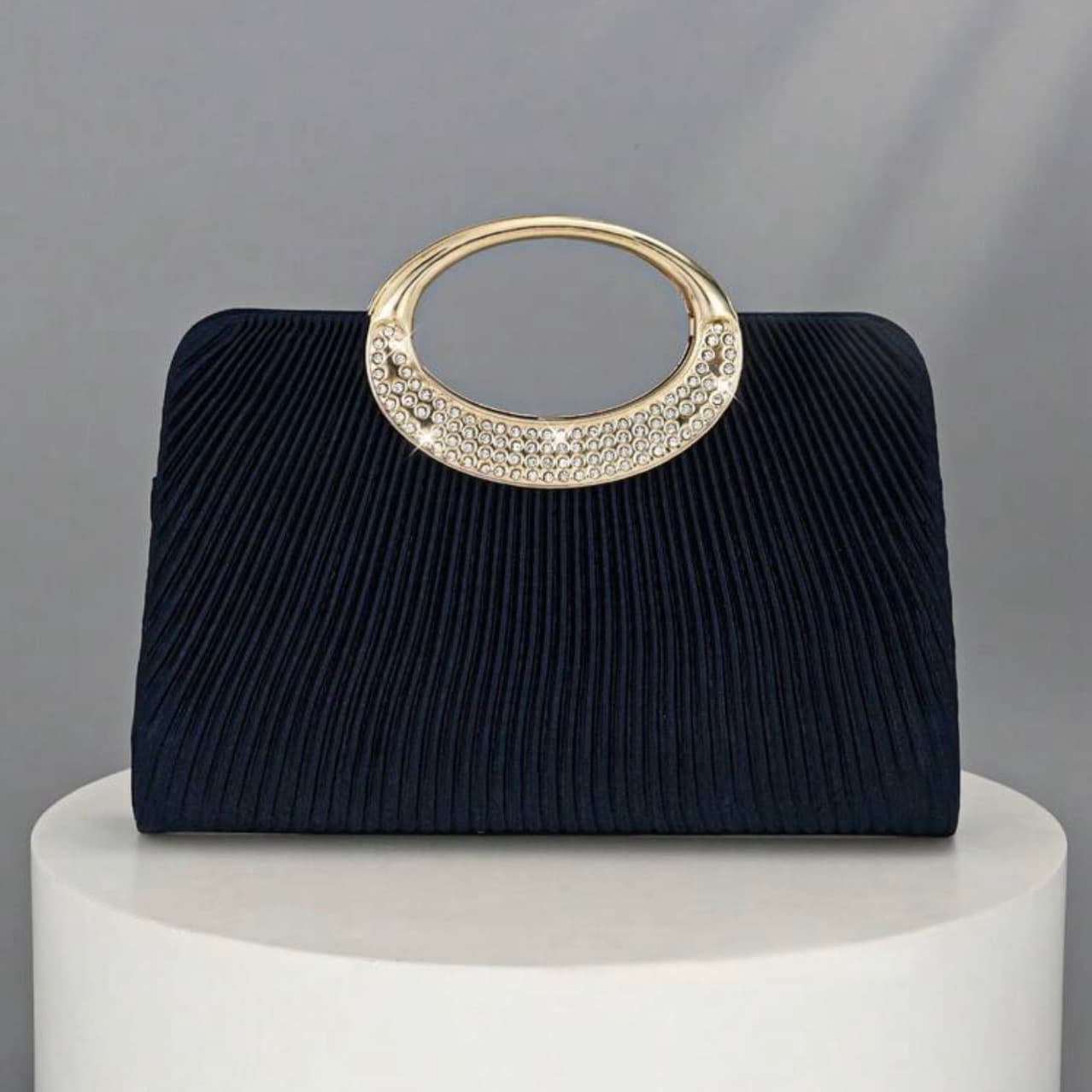 Cross-border Best-selling Pleated Handbag Fashion Versatile Shimmer Evening Bag Elegant Crescent Bag Banquet Tote