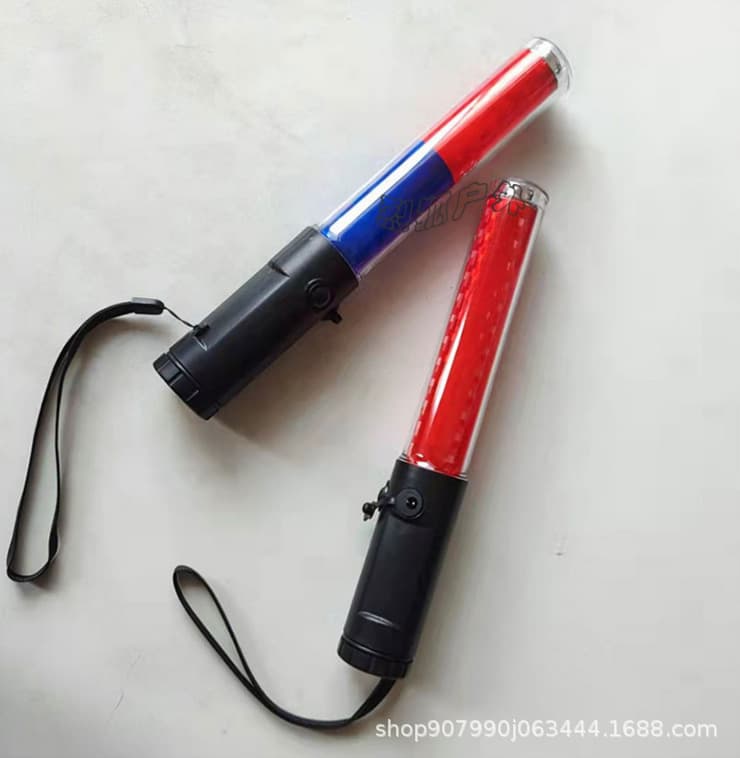 Rechargeable red and blue traffic baton LED night light fire emergency evacuation flash stick