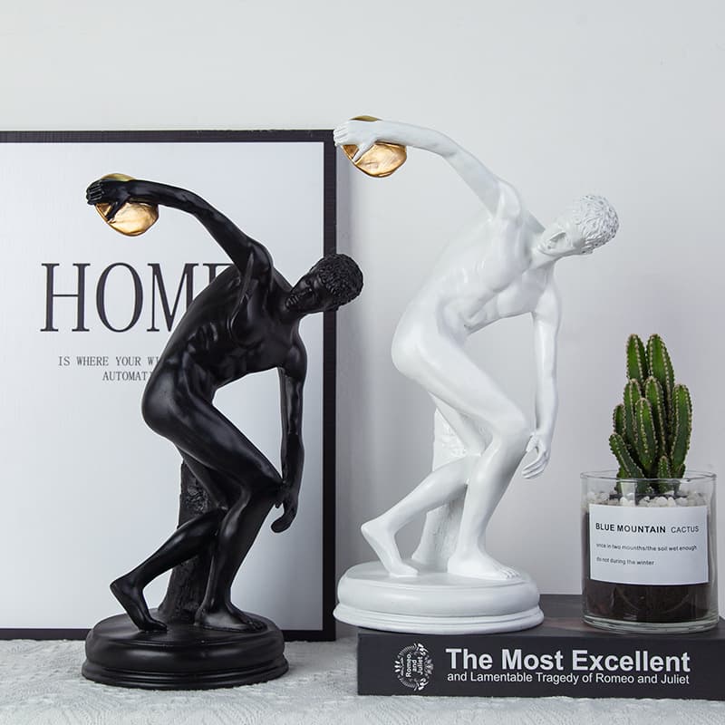 Simple and luxurious sports discus throwing male athlete statue, study room desk, office entryway craft decoration