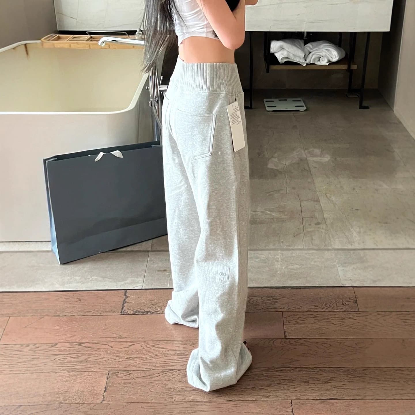 American Casual Sweatpants for Women, Fall/Winter Fleece-Lined Thickened Loose Straight-Leg Pants, High-Waist Hip-Covering Wide-Leg Floor-Length Joggers Trendy