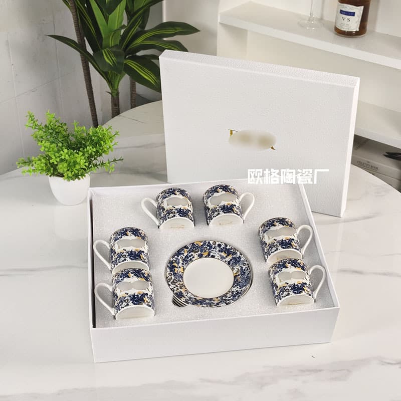 Cross-border European-style light luxury bone china western steak plate ornament showroom tabletop home bone china hydrangea flat plate