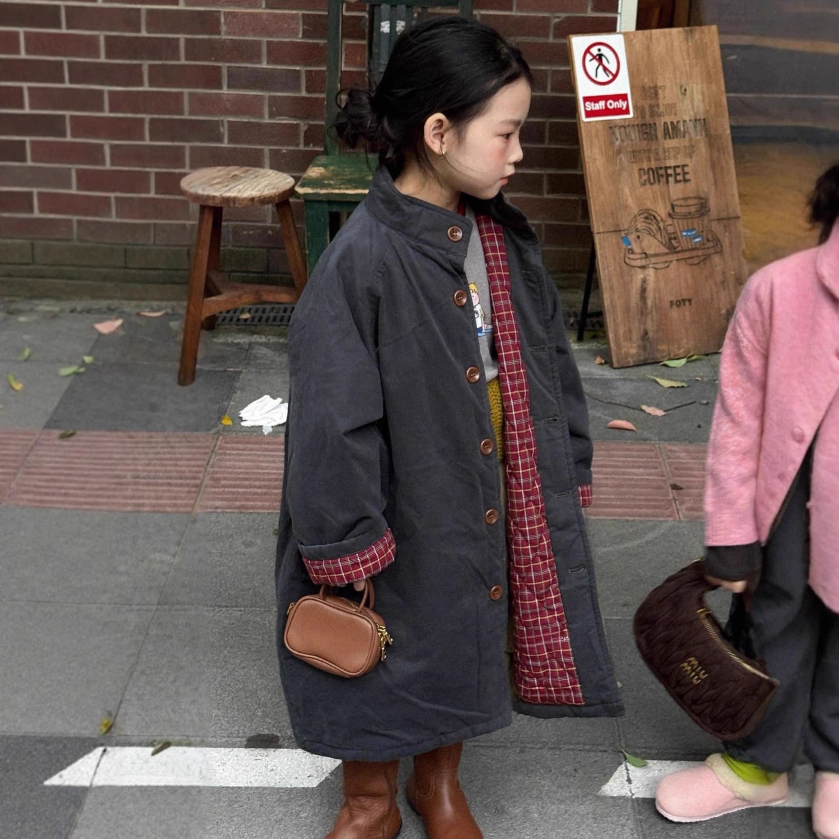 Bora Korean Children's Wear Winter New Thickened Mid-Length Cotton Coat, Small to Medium Size Stylish Hooded Trench Coat
