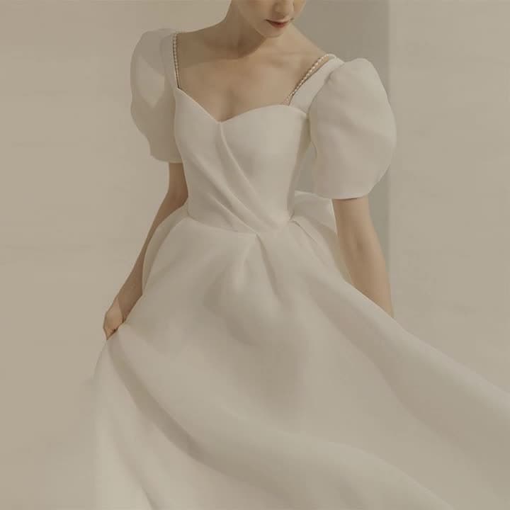 Light Wedding Dress 2026 New Style Bride Bubble Sleeve White Simple Elegant Square Neck Registration Gown Drop Shipping