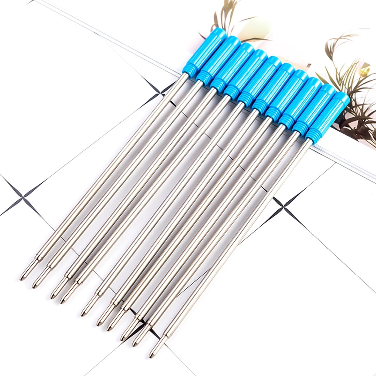 Turning oil-based black ballpoint pen refill Smooth writing blue metal pen refill Water pen diamond pen refill