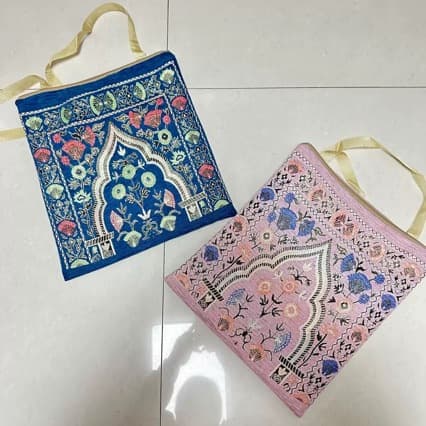 Cross-border direct supply to Central Asia and West Asia Prayer Mat Prayer Chenille Blanket Shoulder Bag Portable Jacquard Prayer Mat Blanket