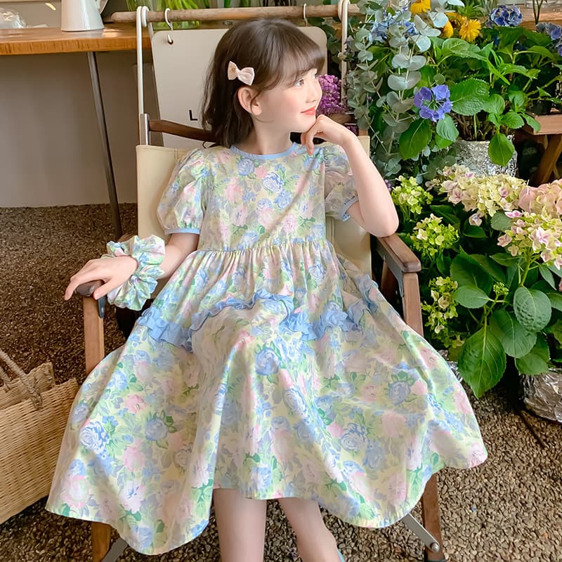 Thin Girls' Floral Dress, Stylish Children's Skirt for Summer, Medium to Large Kids, Pure Cotton Short-Sleeve Princess Dress