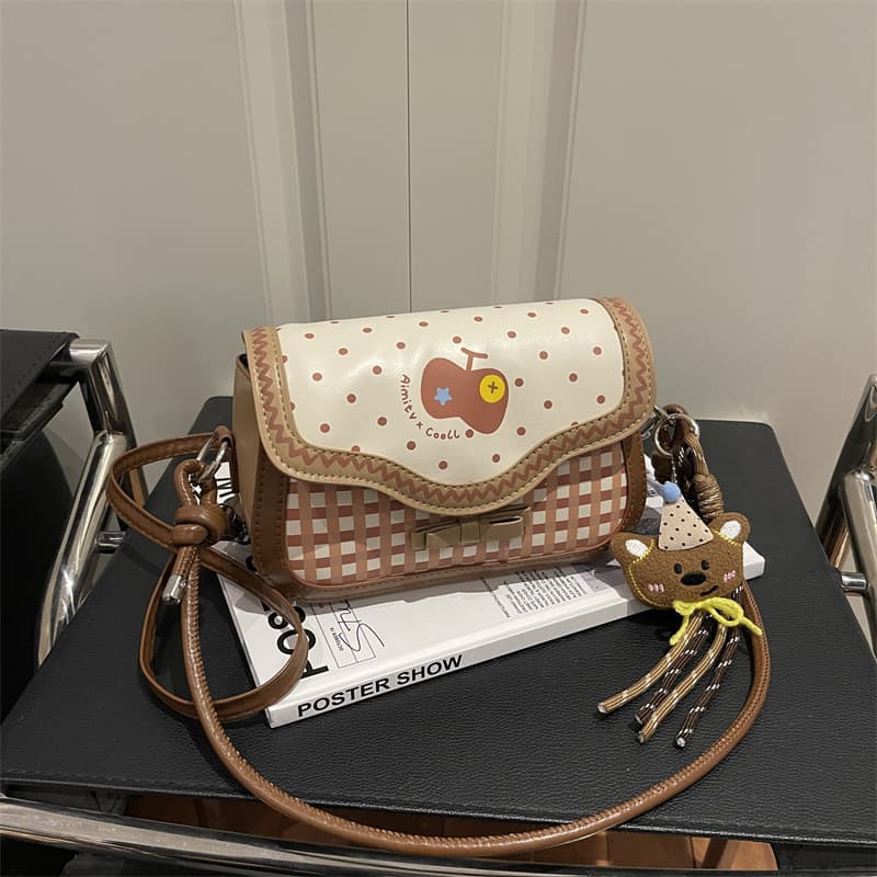 Cute Pink Apple Niche Women's Bag 2025 New Underarm Shoulder Bag Handbag Niche Women's Bag Hot-Selling Small Square Bag