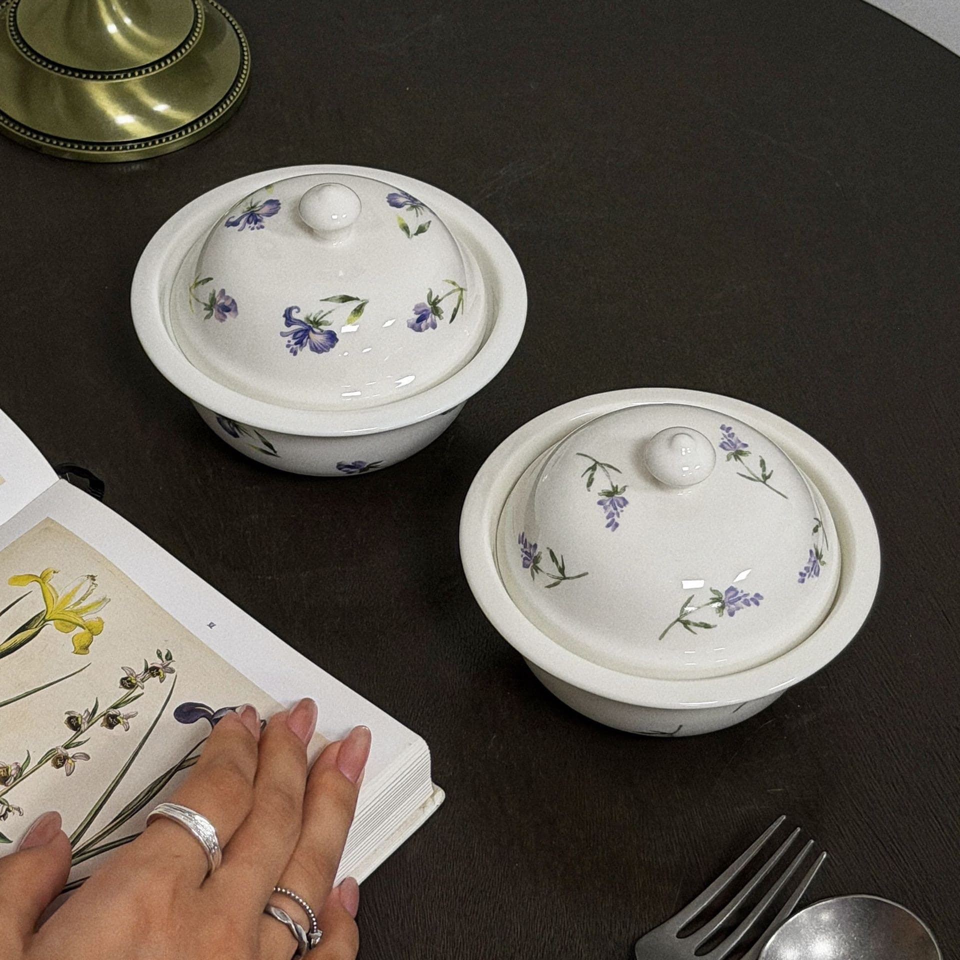 French Pastoral Purple Flower Ceramic Soup Bowl with Lid, Single-Portion Double-Boiler Stew Bowl, Dessert Bowl, Sugar Water Bowl, Postpartum Meal Steaming Bowl