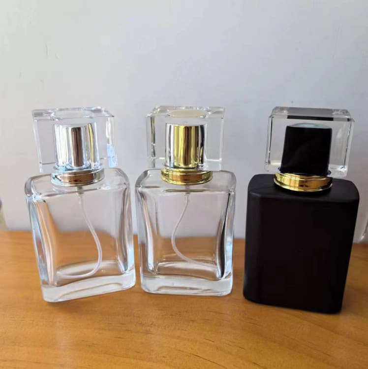 50ml Square Rounded Corner Perfume Glass Bottle Transparent Perfume Spray Bottle 50ml Flat Square Matte Black Glass Perfume Empty Bottle