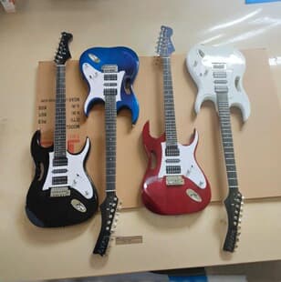 Cross-border Export Double Single Handheld Electric Guitar Single Tremolo Maple Neck Tech Wood Fingerboard 24 Frets