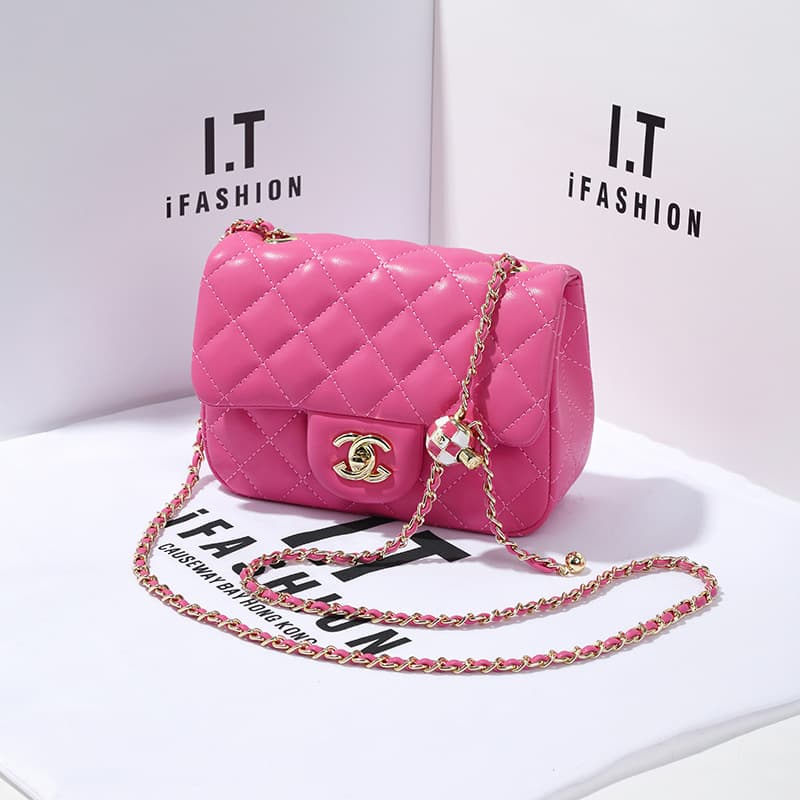 Women's Handbag Small Fragrance Style Diamond Quilted Chain Bag Crossbody Bag 2026 New Women's Bag Square Fat Single Shoulder Bag Underarm Bag