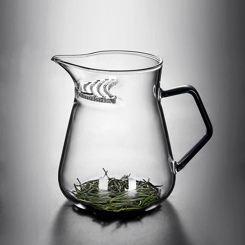 Colored transparent glass filter integrated fair cup Kungfu transparent glass tea sea tea divider high borosilicate glass