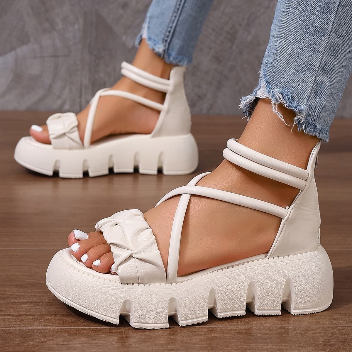 Cross-border Large Size Summer Sandals for Women, New Summer Style, Soft Sole Cloud-like Feel, Wear with Skirts, Thick Sole Roman Sandals for Women