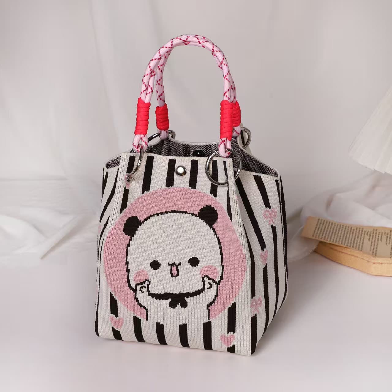 05 New Versatile Cute Woven Ring Buckle Bag with Three-Dimensional Magnetic Buckle, Handbag, Clutch Bag, Woven Bag