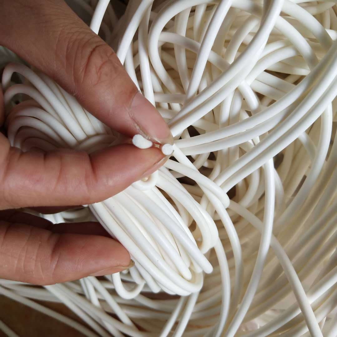 High-Temperature Resistant Silicone Foam Round Strip, Extruded Rubber and Plastic Special-Shaped Strip with Adhesive Backing, Various Diameters Fine Pore Square Strip in Stock