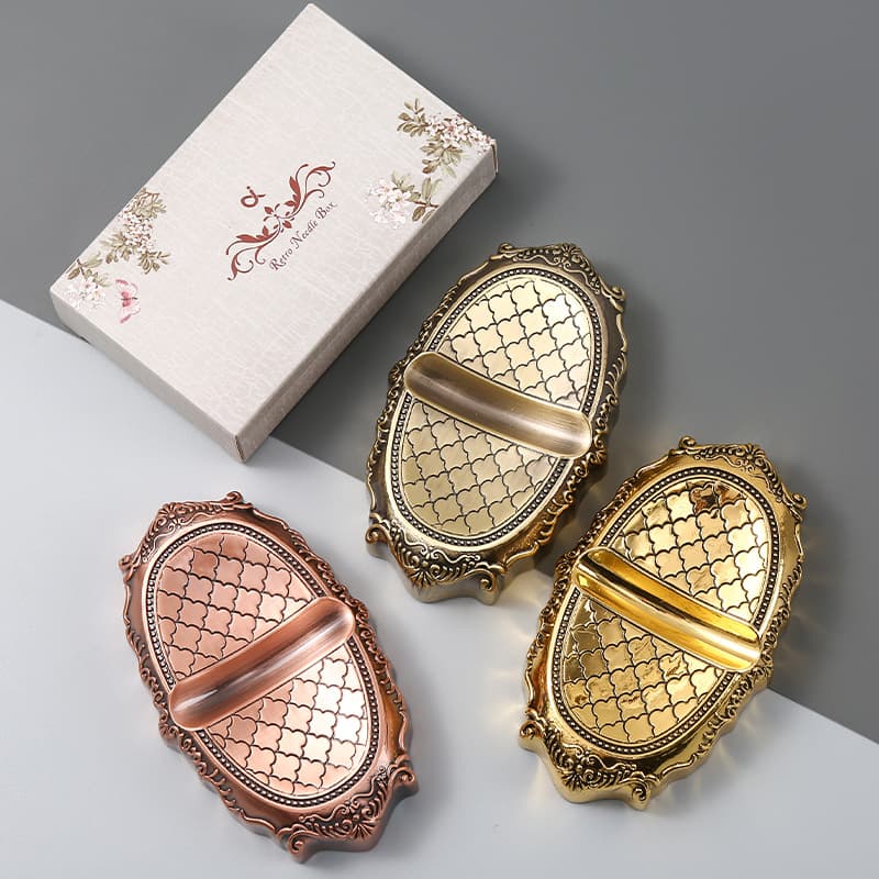 Light Luxury Retro Pattern Magnetic Needle Box, Vintage Multi-Color Sewing Needle Holder, Cross-Stitch Needle Storage and Fixing Needle Box