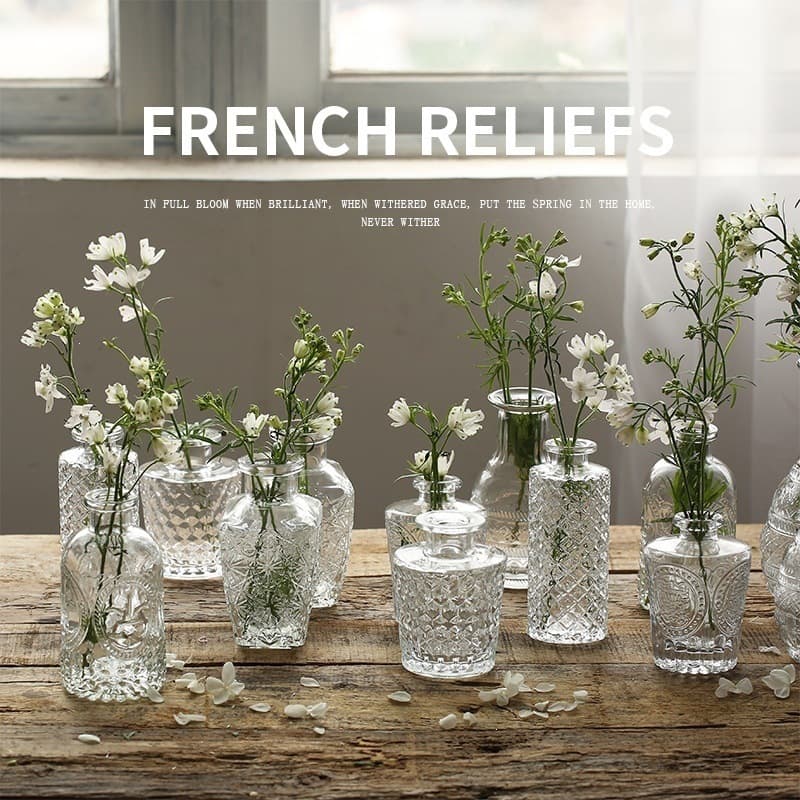 Vintage Light Luxury Mini Glass Vase Transparent High-End Living Room Ins Style Embossed Flower Arrangement Small Vase Decoration